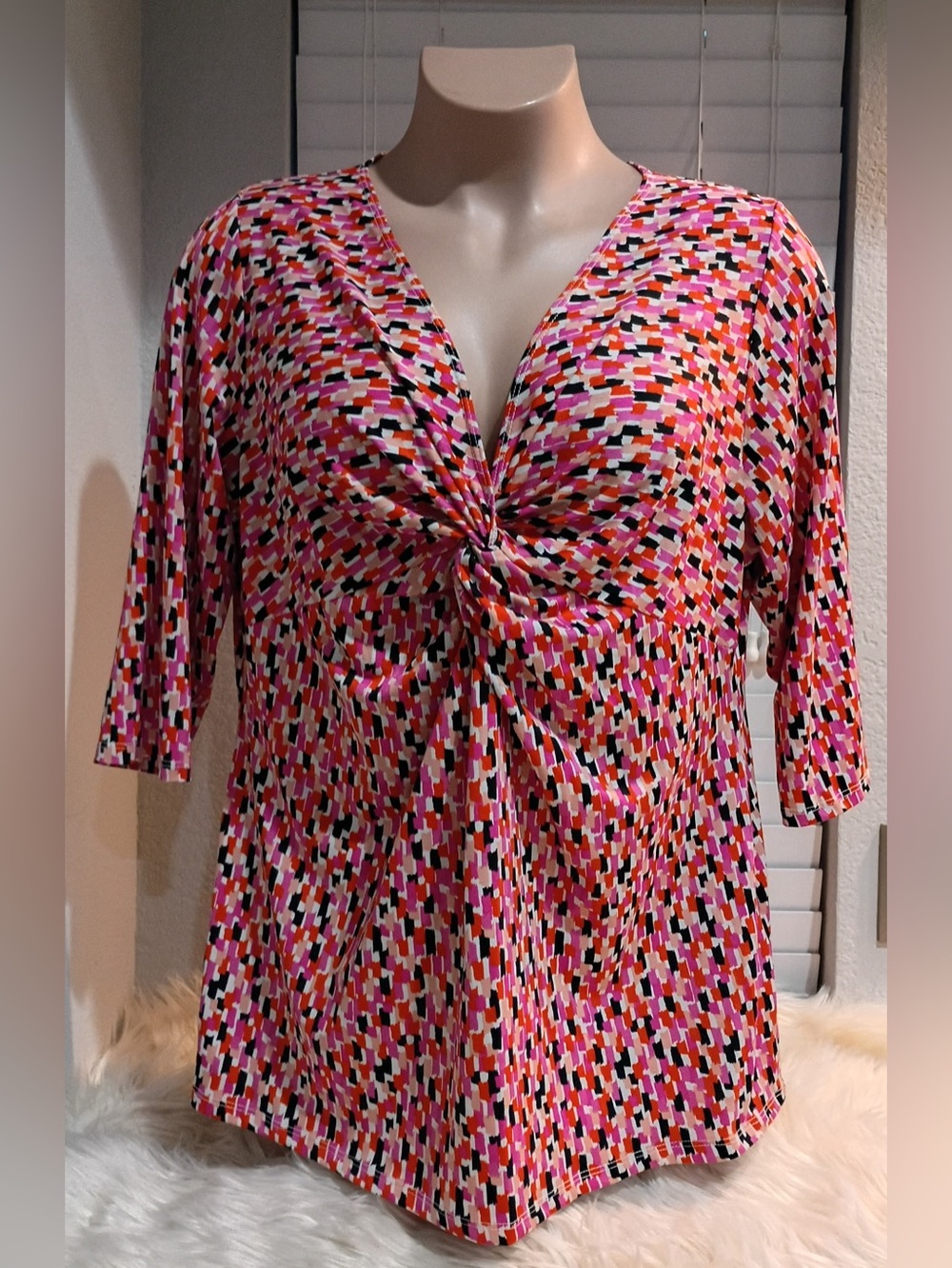Avenue Women’s 2X Top